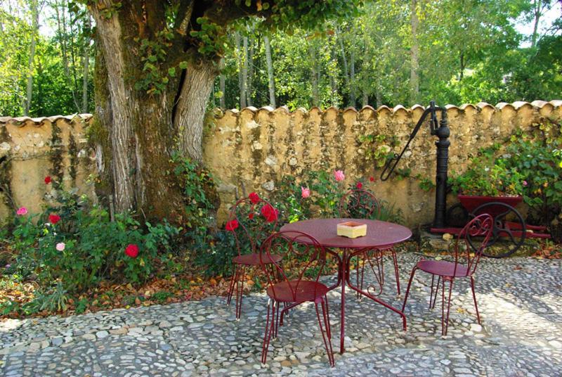 La Bastide Du Roy Hotel Villamblard Exterior foto